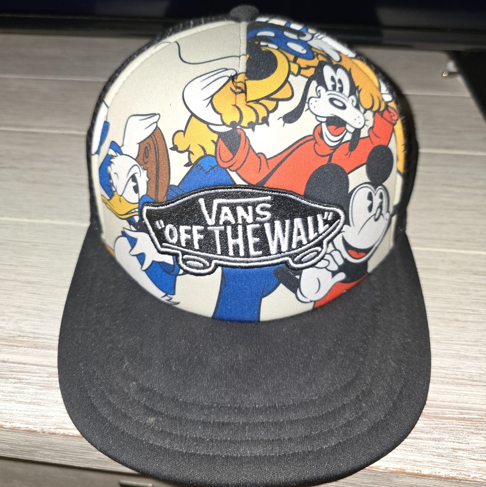 Vans Cartoon Character Cap with Black Brim